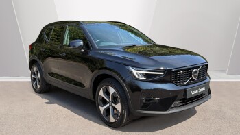 Volvo XC40 2.0 B3P Plus Dark 5dr Auto Petrol Estate
